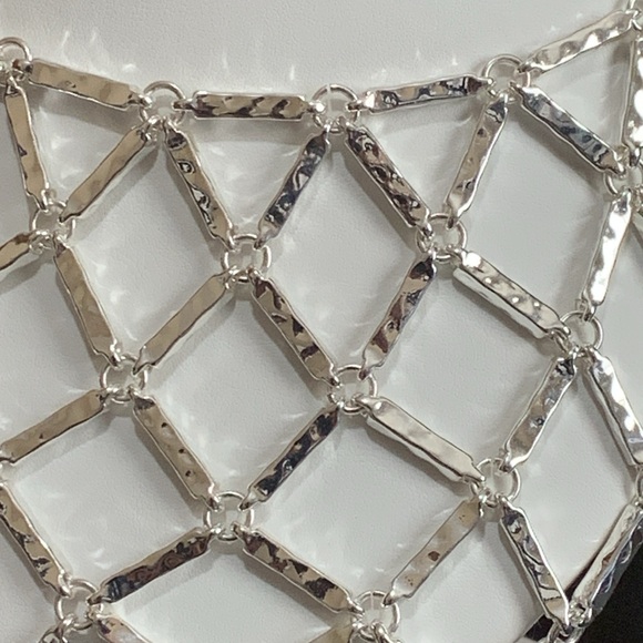 NWOT Premier Designs silver tone textured necklace - Picture 4 of 4